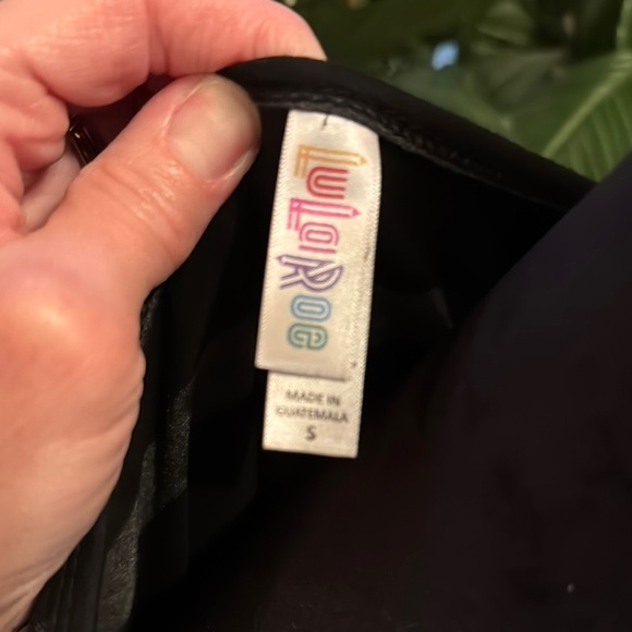 LuLaRoe Gray Boxy Tunic Top - Picture 2 of 3